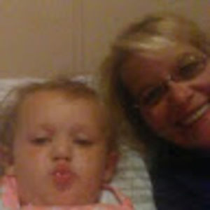 Meet your Posher, Cynthia